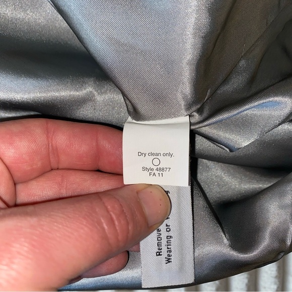 J. Crew Wool Blend Herringbone Cowl Neck Poncho Women Sz MediumOVERSIZED - Picture 8 of 10